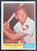 1961 Topps #10 Brooks Robinson